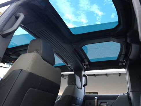 Used 2024 GMC Hummer EV 3X AWD/4WD image 39