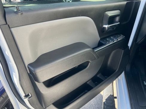 Used 2018 GMC Sierra 1500 4x4 Crew Cab image 9