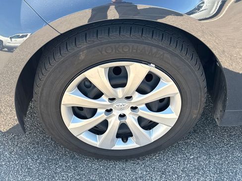 Used 2024 Toyota Corolla LE image 38