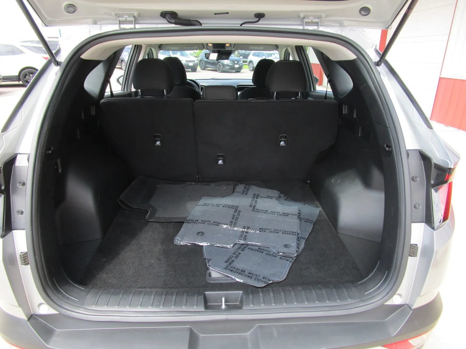 Used 2024 Hyundai Tucson SE AWD/4WD image 15