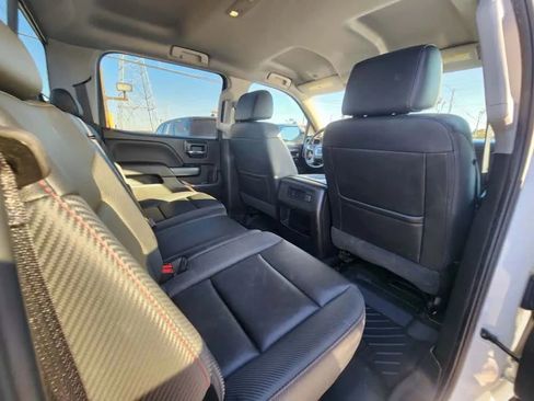Used 2018 GMC Sierra 1500 SLT w/ All Terrain Package AWD/4WD image 14