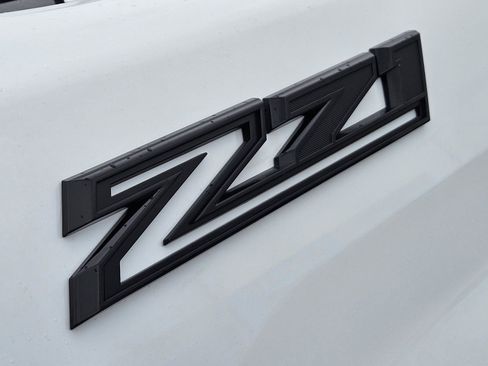 New 2026 Chevrolet Silverado 2500 LTZ w/ LTZ Plus Package AWD/4WD image 15