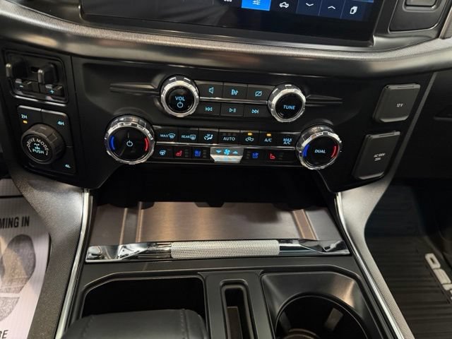 Used 2024 Ford F150 Platinum w/ FX4 Off-Road Package AWD/4WD image 23