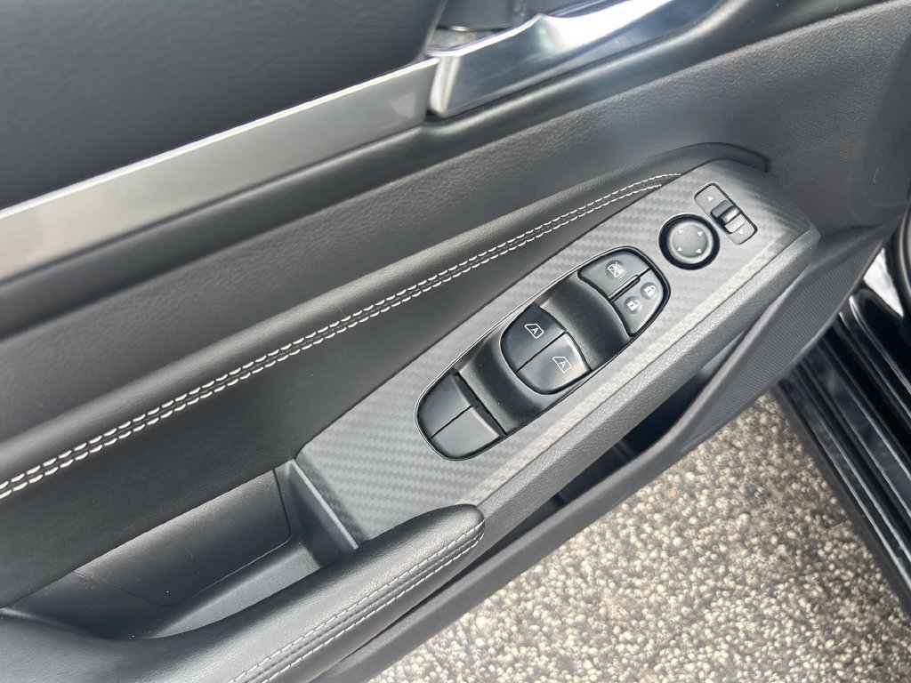 Used 2019 Nissan Altima 2.5 SV FWD image 14