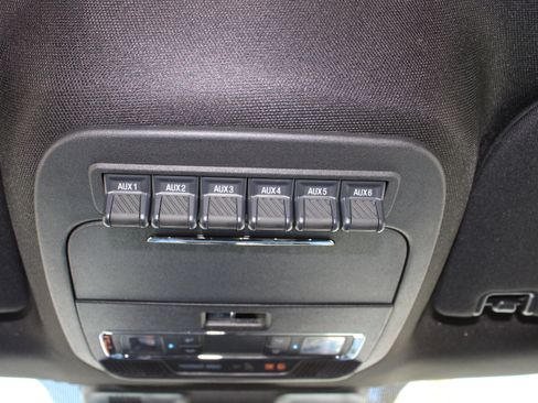 Used 2024 Ford F250 Platinum image 22