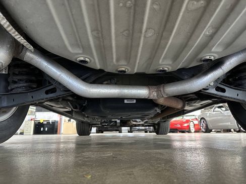 Used 2019 Chevrolet Traverse LT w/ LPO, Floor Liner Package FWD image 37