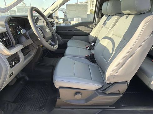 New 2026 Ford F250 XL w/ XL Chrome Package RWD image 13