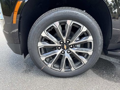 New 2026 Chevrolet Suburban High Country w/ Sun And Tow Package AWD/4WD image 35