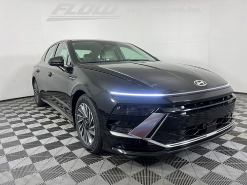 Certified 2025 Hyundai Sonata SEL image 24