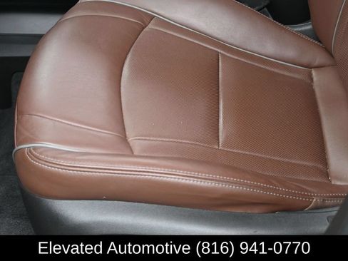 Used 2021 Buick Enclave Avenir w/ Avenir Technology Package AWD/4WD image 18