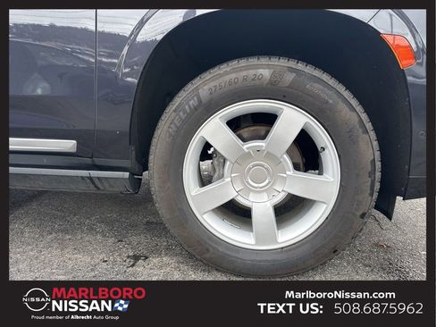 Used 2022 Cadillac Escalade Premium Luxury w/ Performance Package image 10