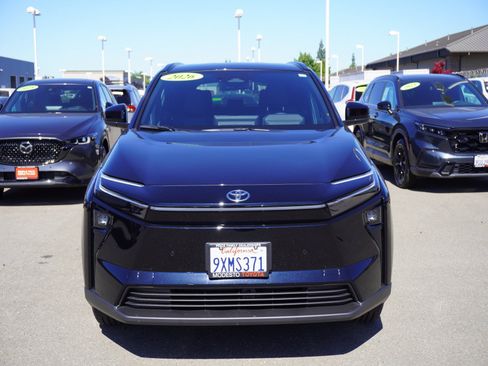 Used 2026 Toyota bZ FWD image 6