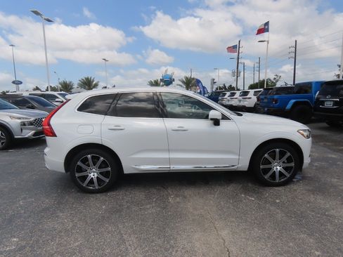 Used 2020 Volvo XC60 T5 Inscription w/ Protection Package Premier AWD/4WD image 9
