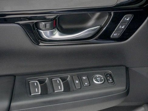 Used 2026 Honda CR-V Sport Touring image 18