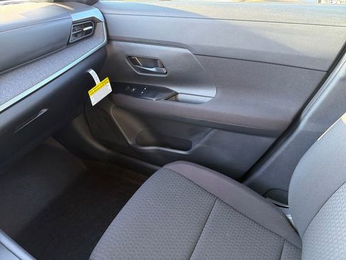 New 2026 Nissan Kicks S image 25