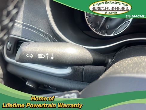 New 2026 Chrysler Pacifica Select image 27