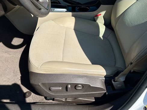 Used 2015 Chevrolet Malibu LT image 23