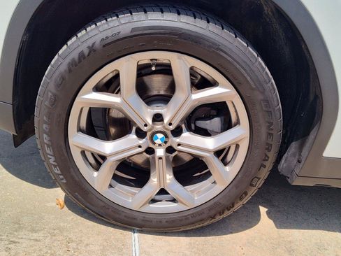 Used 2024 BMW X3 sDrive30i w/ Convenience Package RWD image 13