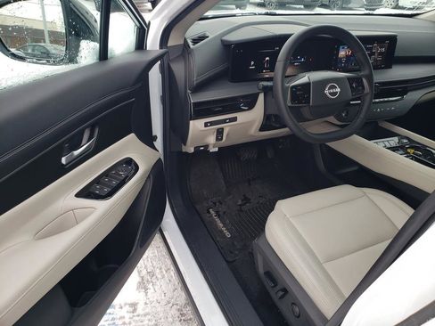 Certified 2025 Nissan Murano SV image 16