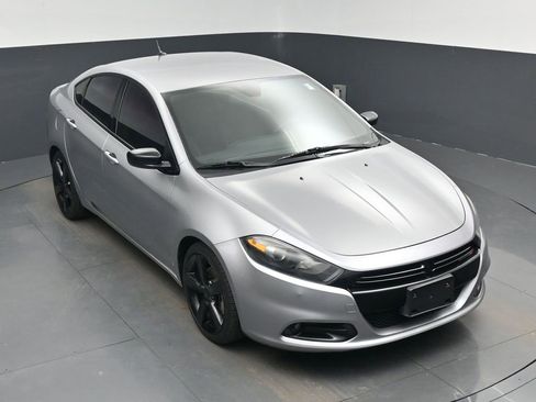 Used 2015 Dodge Dart SXT image 30