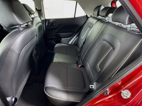 Certified 2023 Hyundai Venue Limited w/ Cargo Package image 26