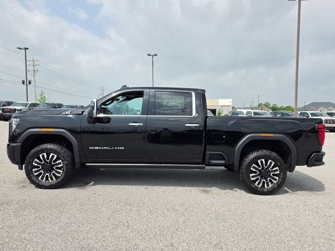 New 2026 GMC Sierra 2500 Denali Ultimate AWD/4WD image 4