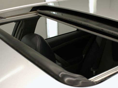 Used 2010 Toyota Camry SE image 26