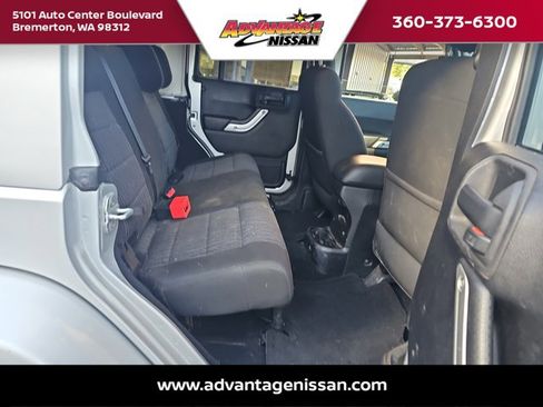 Used 2012 Jeep Wrangler Unlimited Sahara w/ Dual Top Group image 18