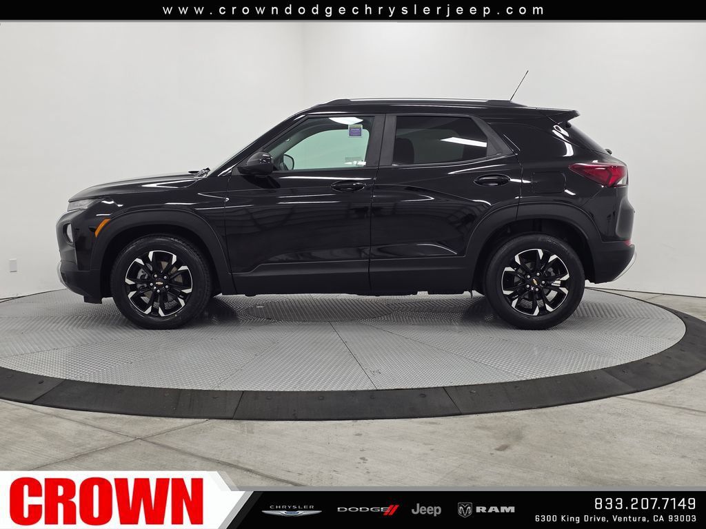 Used 2023 Chevrolet TrailBlazer LT FWD image 4
