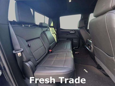 Used 2022 Chevrolet Silverado 1500 High Country w/ Z71 Off-Road Package image 8