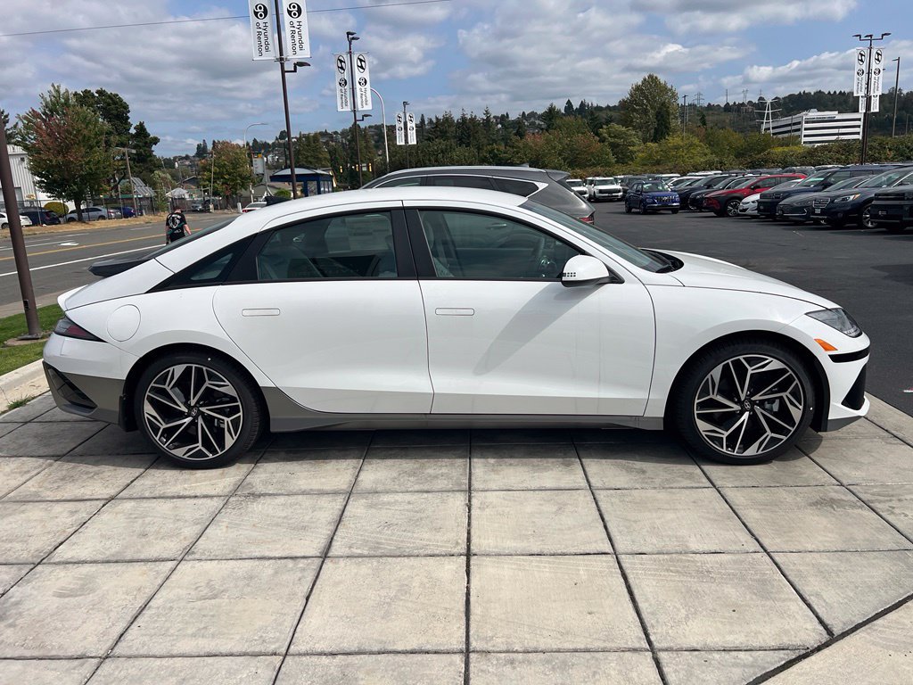New 2025 Hyundai Ioniq 6 SEL AWD/4WD image 6
