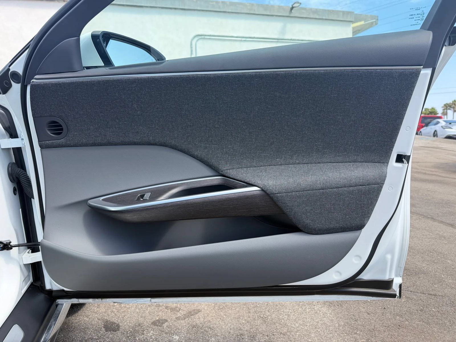 Used 2024 Lucid Air Touring AWD/4WD image 38