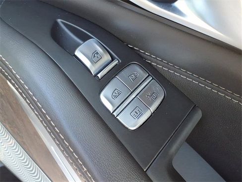 Used 2019 BMW X7 xDrive50i w/ Dynamic Handling Package image 11