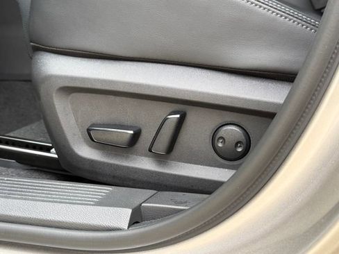 Used 2026 Nissan Rogue Platinum w/ Platinum Premium Package image 26