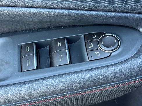 Used 2024 Chevrolet Blazer EV RS image 13