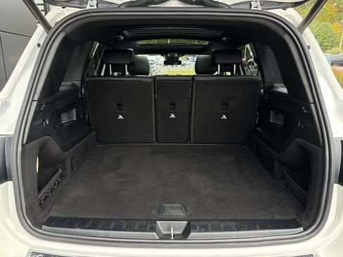 Used 2022 Mercedes-Benz GLB 250 4MATIC image 19