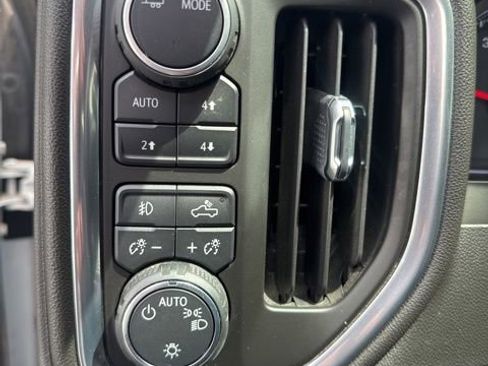 Used 2020 Chevrolet Silverado 1500 RST w/ Texas Edition AWD/4WD image 19