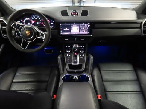 Used 2022 Porsche Cayenne S AWD/4WD image 24