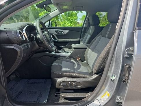 Used 2025 Chevrolet Blazer LT FWD image 10