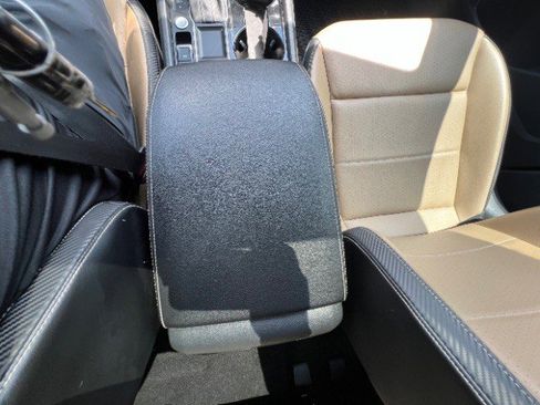 Used 2022 Volkswagen Atlas Cross Sport SE FWD image 49