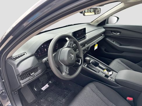 New 2025 Honda Accord SE image 7