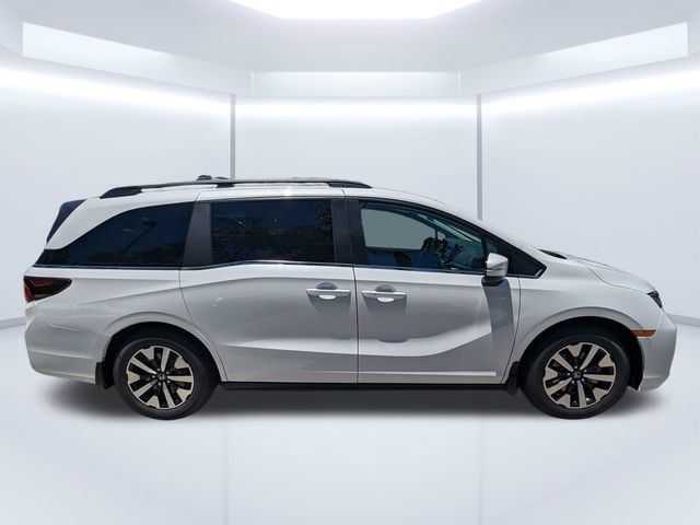 New 2026 Honda Odyssey EX-L image 3