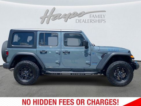 Used 2024 Jeep Wrangler Unlimited AWD/4WD image 2