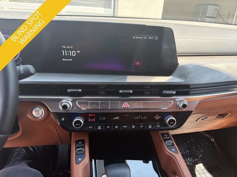 Certified 2025 Kia Telluride EX X-Line AWD/4WD image 11