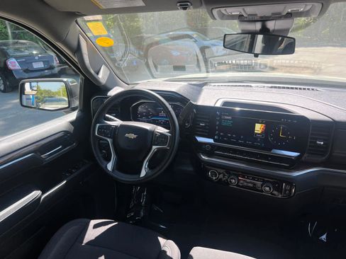 Certified 2023 Chevrolet Silverado 1500 LT AWD/4WD image 33