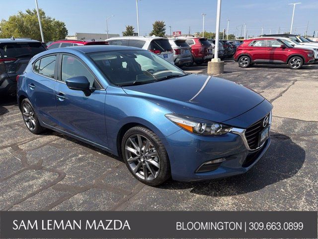 Used 2018 MAZDA MAZDA3 Touring FWD image 1
