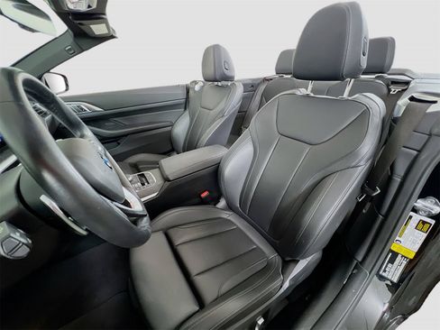 Used 2024 BMW 430i Convertible w/ Convenience Package image 12
