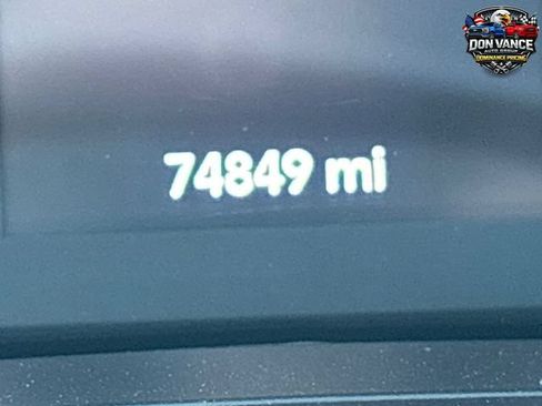 Used 2020 Jeep Cherokee Latitude w/ Cold Weather Group AWD/4WD image 17
