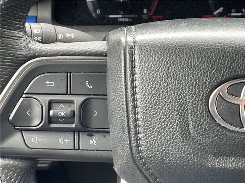 Used 2024 Toyota Tacoma TRD Sport w/ TRD Sport Upgrade Package AWD/4WD image 21