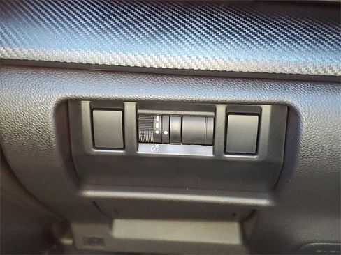 New 2025 Subaru Crosstrek 2.5i Limited w/ Crosstrek Mirror Package image 21